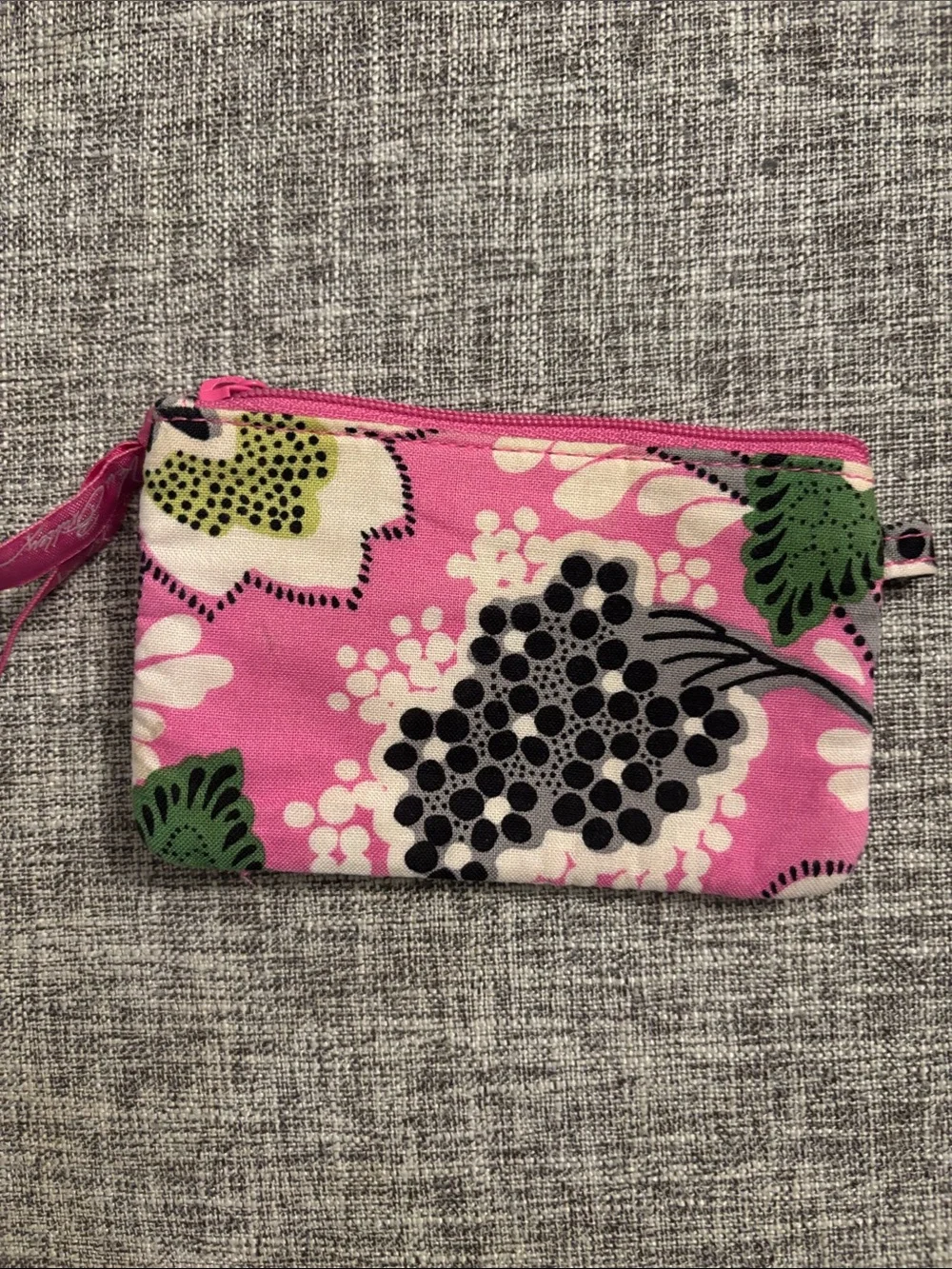 Vera Bradley Pink Floral Zip Card Case with Green Leaf Accents